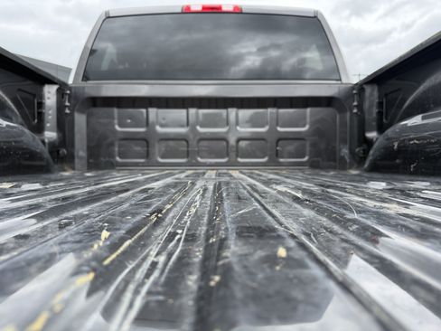Used 2022 RAM 2500 Big Horn w/ Night Edition AWD/4WD image 14