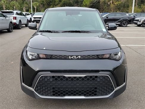 New 2025 Kia Soul LX w/ LX Technology Package image 2