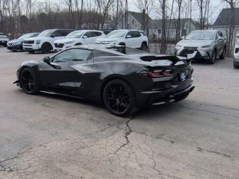 Used 2024 Chevrolet Corvette Z06 w/ Z07 Performance Package image 7