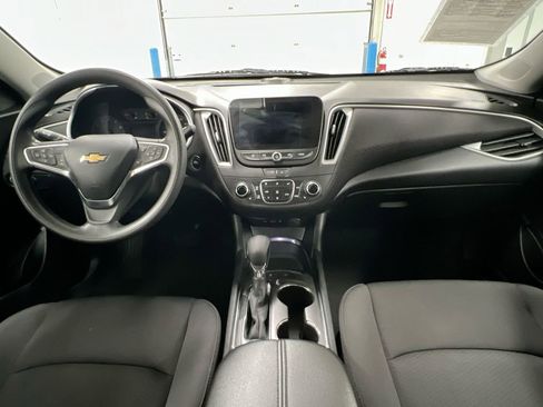 Used 2024 Chevrolet Malibu LT FWD image 10