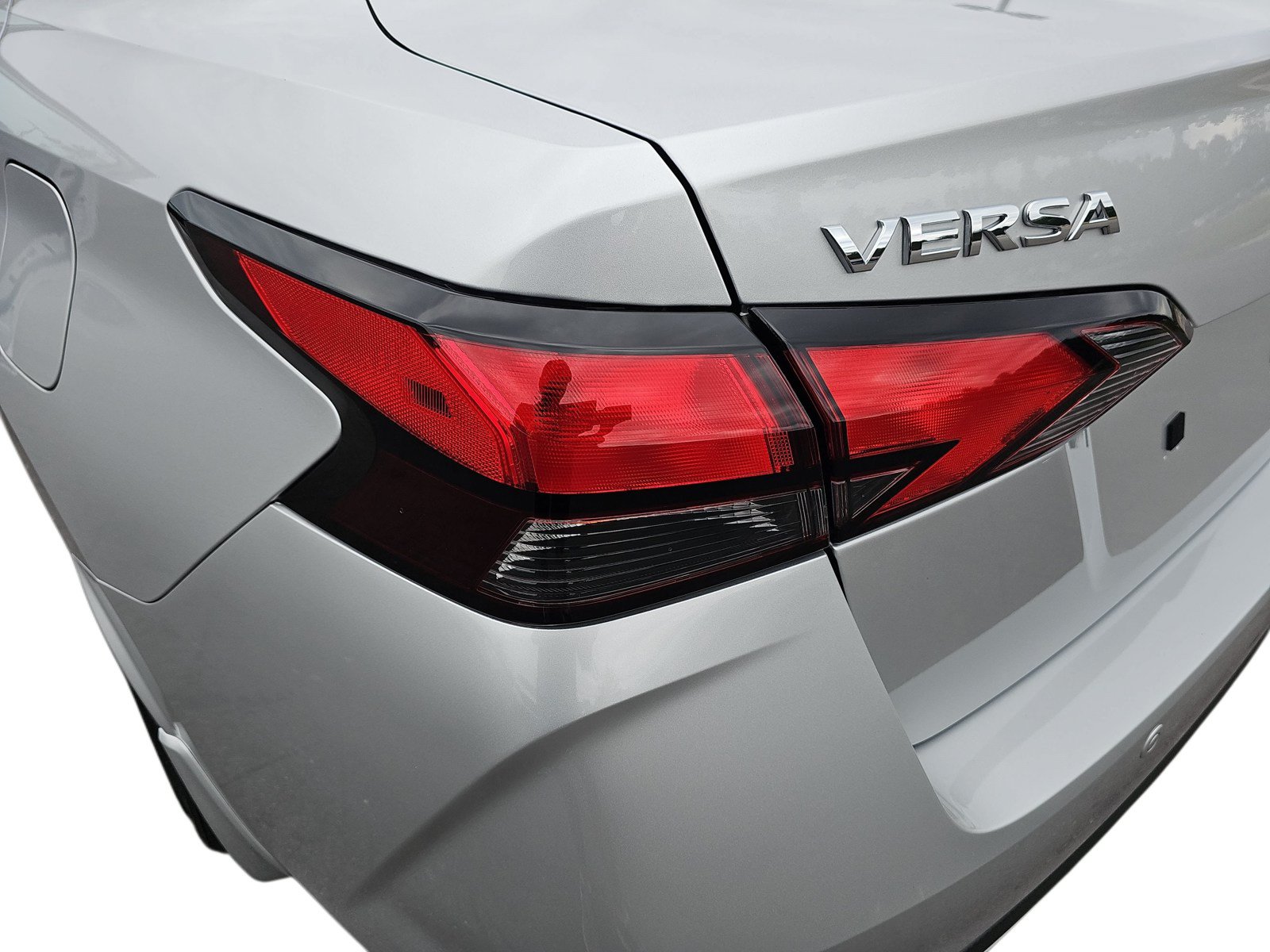 Used 2025 Nissan Versa SV w/ Trunk Package FWD image 32