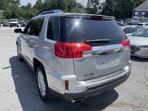 Used 2017 GMC Terrain SLT w/ Driver Alert Package I FWD image 7