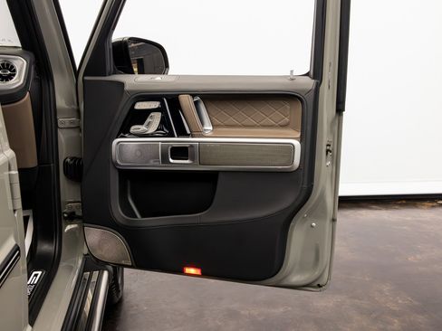 Used 2021 Mercedes-Benz G 550 image 35