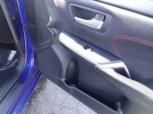 Used 2015 Toyota Camry XSE w/ Moonroof Package image 28