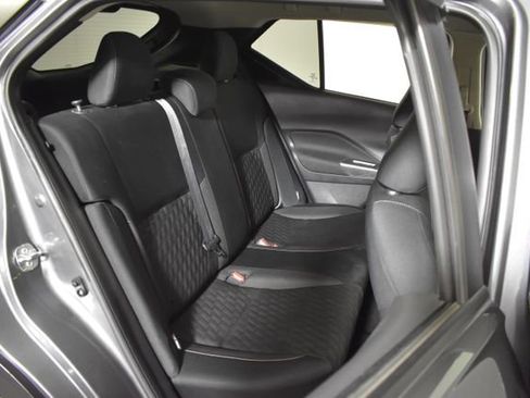 Used 2023 Nissan Kicks SV w/ Exterior Package FWD image 28