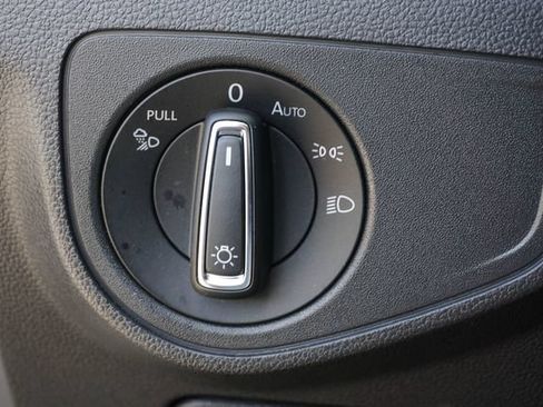 Used 2022 Volkswagen Atlas SE FWD image 27