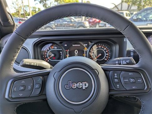 New 2025 Jeep Gladiator Sport image 29