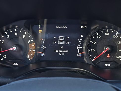 New 2026 Jeep Compass Latitude image 11