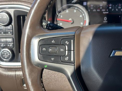 Used 2020 Chevrolet Silverado 3500 LTZ w/ LTZ Premium Package image 16