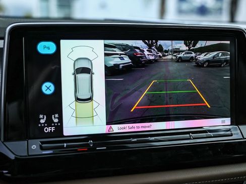 New 2026 Volkswagen Atlas Cross Sport SE image 40