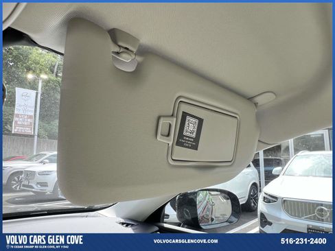 Used 2025 Volvo XC60 T8 Plus w/ Protection Package Premier image 33