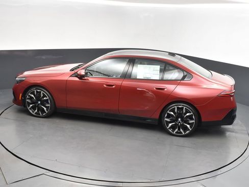 Certified 2025 BMW 530i w/ M Sport Package RWD image 31