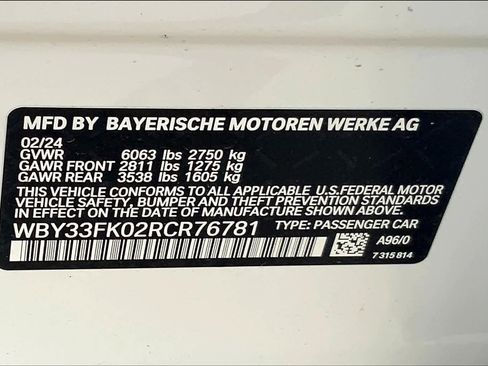 New 2024 BMW i5 eDrive40i w/ Premium Package image 19