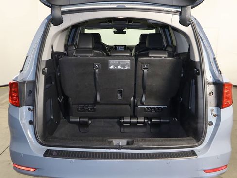 Used 2023 Honda Odyssey Touring image 17
