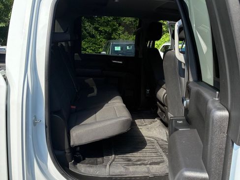 Used 2024 GMC Sierra 2500 Pro w/ 1SA Pro Safety Plus Package AWD/4WD image 25