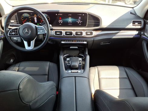 Used 2020 Mercedes-Benz GLS 450 4MATIC image 24