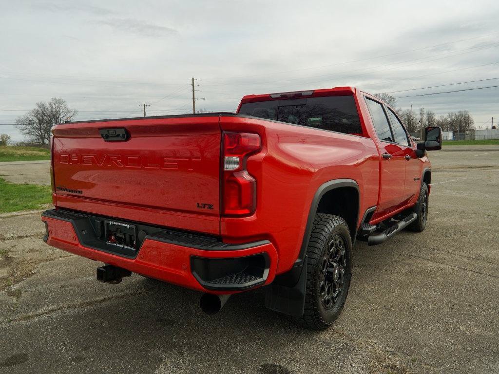 Used 2022 Chevrolet Silverado 2500 LTZ w/ LTZ Plus Package AWD/4WD image 3