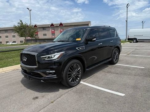 Used 2023 INFINITI QX80 Premium Select AWD/4WD image 7