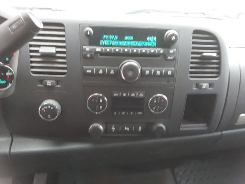 Used 2013 GMC Sierra 1500 SLE w/ Power Tech Package image 16