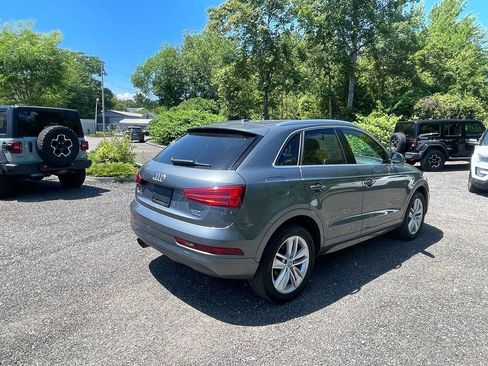 Used 2017 Audi Q3 2.0T Premium Plus w/ Premium Plus Package AWD/4WD image 5