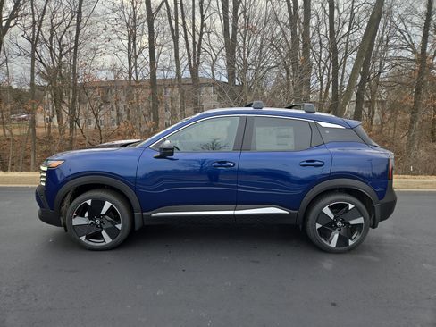 New 2026 Nissan Kicks SR w/ Cold Weather Package image 5