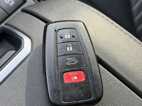 Used 2021 Toyota Highlander XSE image 20