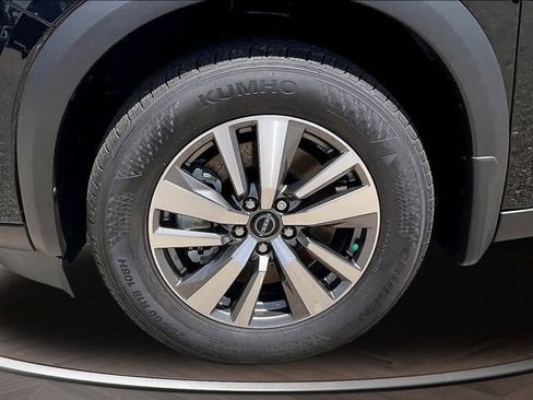 New 2026 Nissan Pathfinder SL AWD/4WD image 12