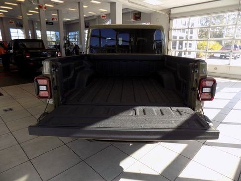 New 2026 Jeep Gladiator Sport image 6