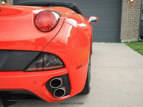 Used 2012 Ferrari California image 53
