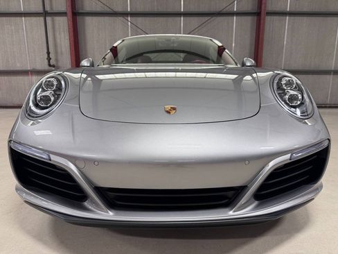 Used 2018 Porsche 911 Carrera 4 AWD/4WD image 20