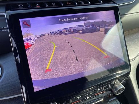 Used 2022 Jeep Grand Cherokee L Overland image 33