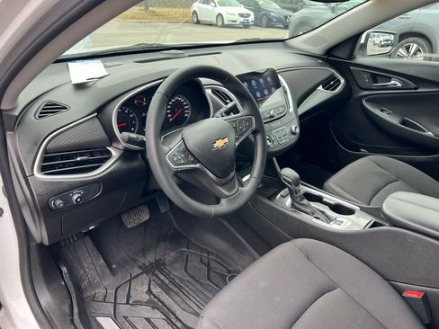 Used 2024 Chevrolet Malibu LT w/ Sport Edition image 16