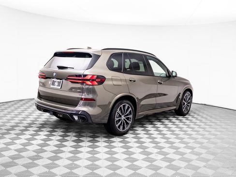 Used 2026 BMW X5 xDrive40i w/ M Sport Package AWD/4WD image 5
