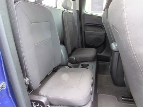 Used 2017 Chevrolet Colorado LT w/ LT Convenience Package AWD/4WD image 6