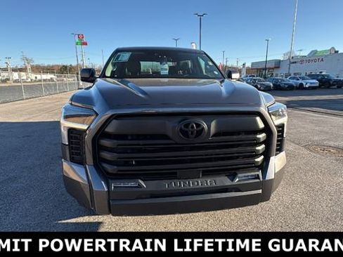 Used 2023 Toyota Tundra SR5 w/ SR5 Convenience Package image 9