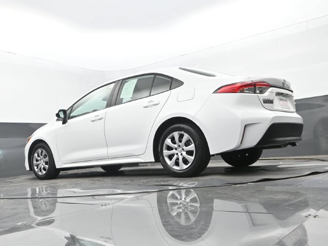 Used 2024 Toyota Corolla LE FWD image 23