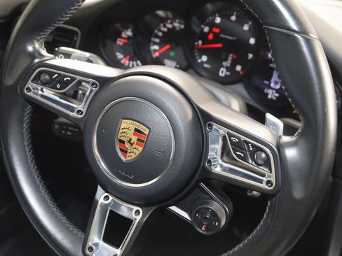 Used 2019 Porsche 911 Carrera T w/ Carrera T Interior Package image 56