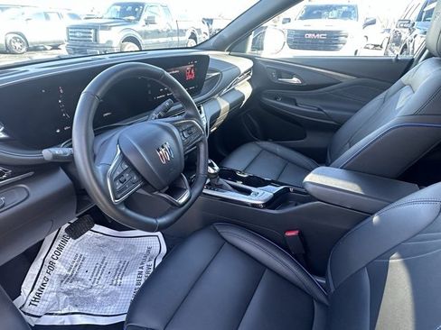 Used 2024 Buick Envista Sport Touring w/ Convenience I Package image 13