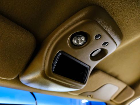 Used 1999 Chevrolet Silverado 1500 LS w/ Firm Ride Suspension Pkg image 17