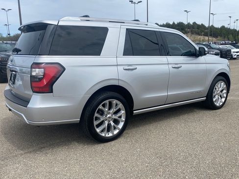 Used 2019 Ford Expedition Platinum image 6