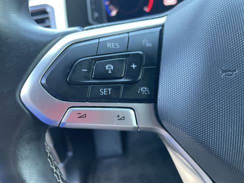 Used 2021 Volkswagen Atlas Cross Sport SEL w/ Cross Sport MDO Package AWD/4WD image 34