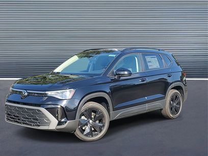 New 2026 Volkswagen Taos SE