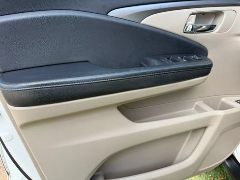 Used 2018 Honda Pilot EX-L image 30