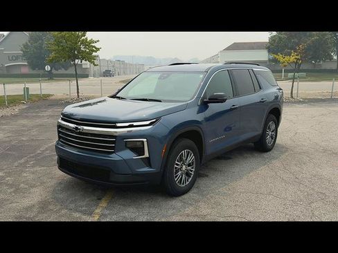 Certified 2024 Chevrolet Traverse LT AWD/4WD image 32