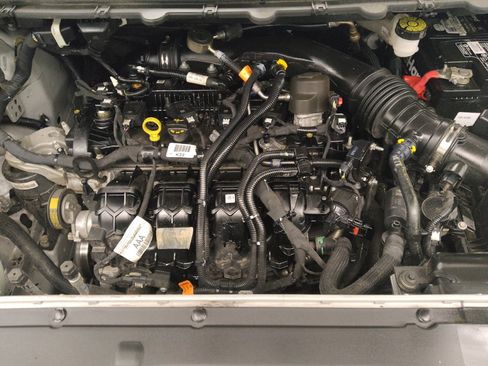 Used 2023 Ford Edge SEL image 30