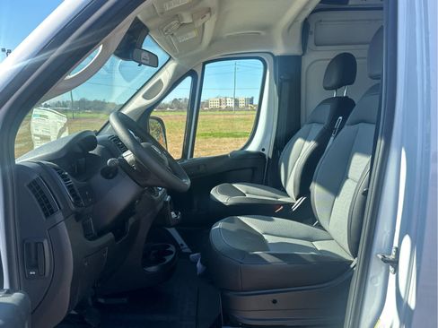 New 2025 RAM ProMaster 2500 image 29