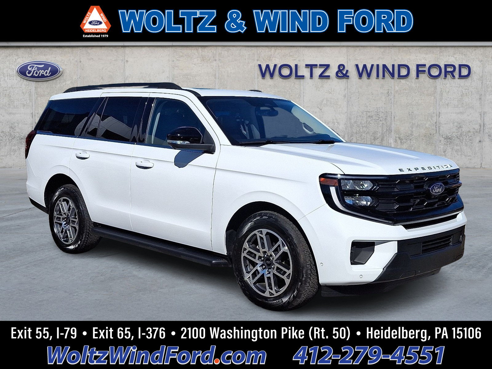 Used 2025 Ford Expedition Active AWD/4WD image 1