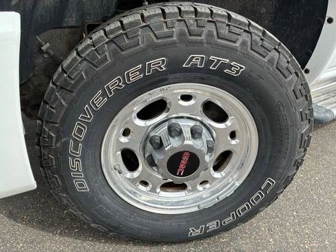 Used 2004 GMC Sierra 2500 SLE w/ Heavy-Duty Power Package RWD image 10