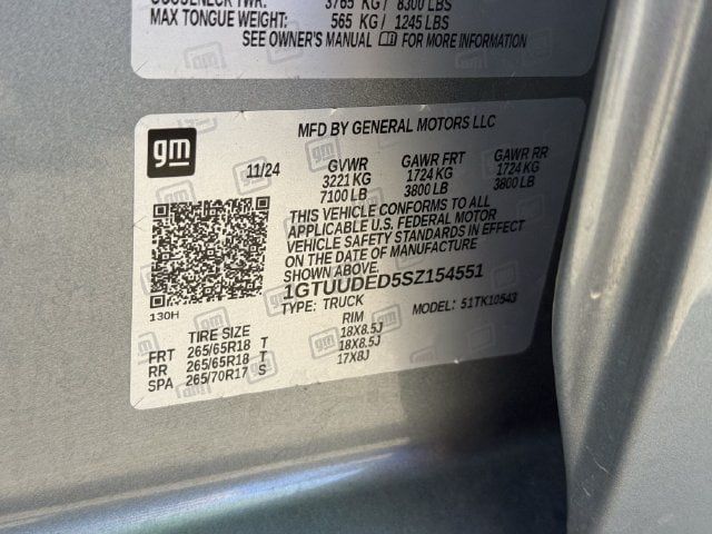 Used 2025 GMC Sierra 1500 SLT AWD/4WD image 29