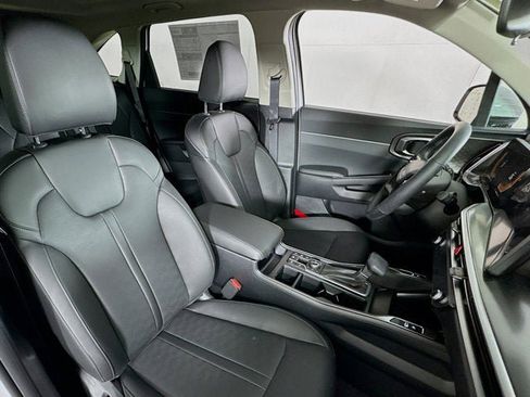 New 2026 Kia Sorento S image 29